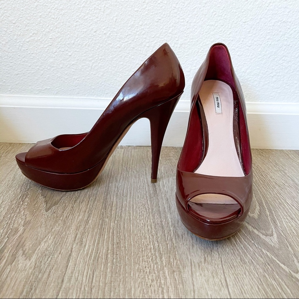 [Mini Miu] Peep Toe Patent Pumps 38.5